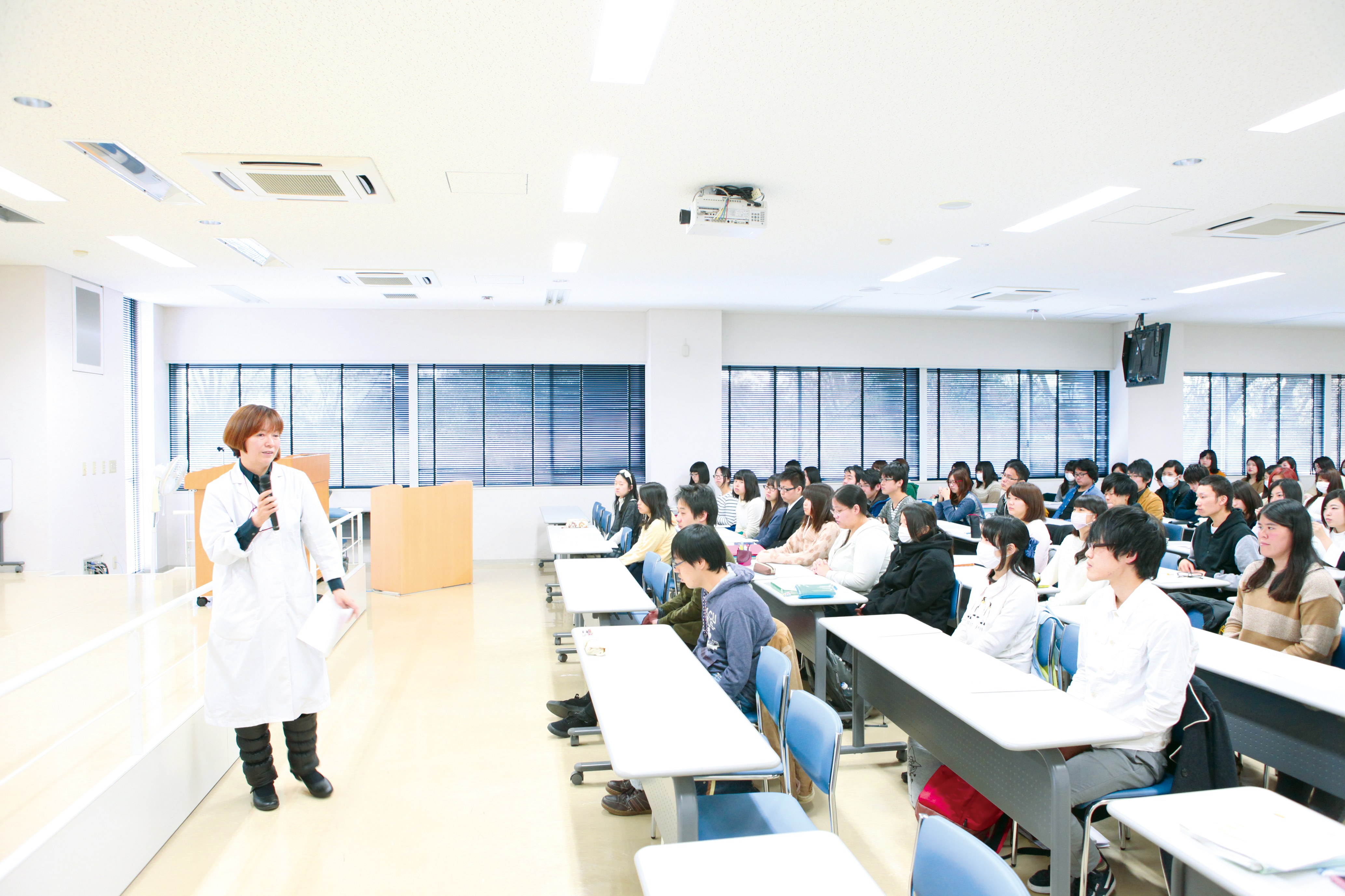 人間総合科学大学　養護教諭 mqdefault.jpg