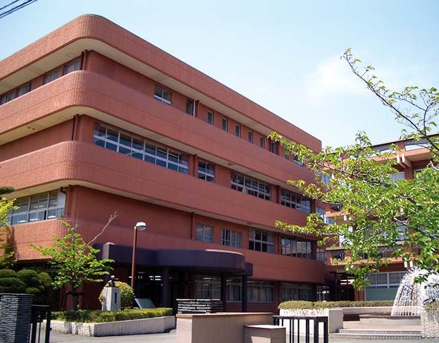 佐賀 女子 短期 大学